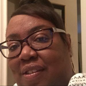 Meet your Posher, Charletta